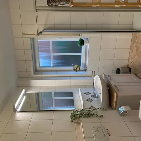 Haus-am-kolk-16-c-eg *